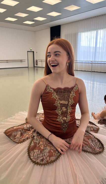 Dance-Like ALINA